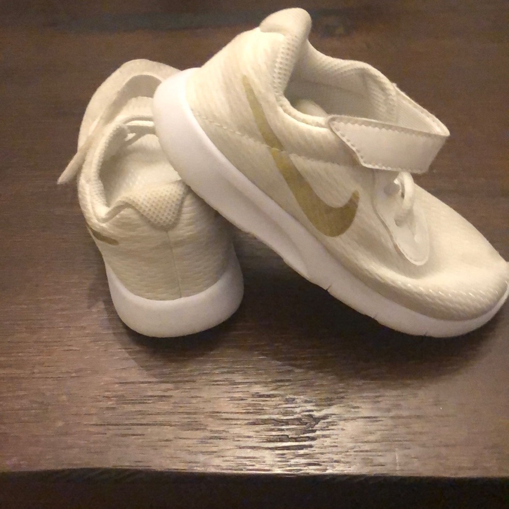 Baby’s Nike’s